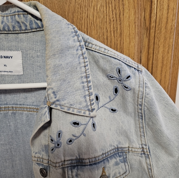 Old Navy xl Jean jacket - Picture 3 of 4